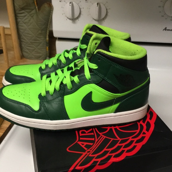 Retro 1 (Hulk) - Picture 6 of 6